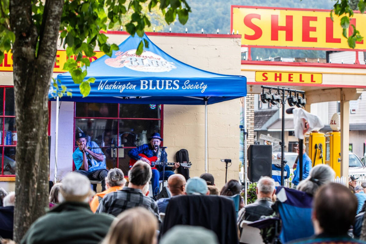 The Gas Station Blues series is held outside the Historic Shell Station on Front Street in Downtown Issaquah. Photo courtesy of Downtown Issaquah Association.
The Gas Station Blues series is held outside the Historic Shell Station on Front Street in Downtown Issaquah. Photo courtesy of Downtown Issaquah Association.